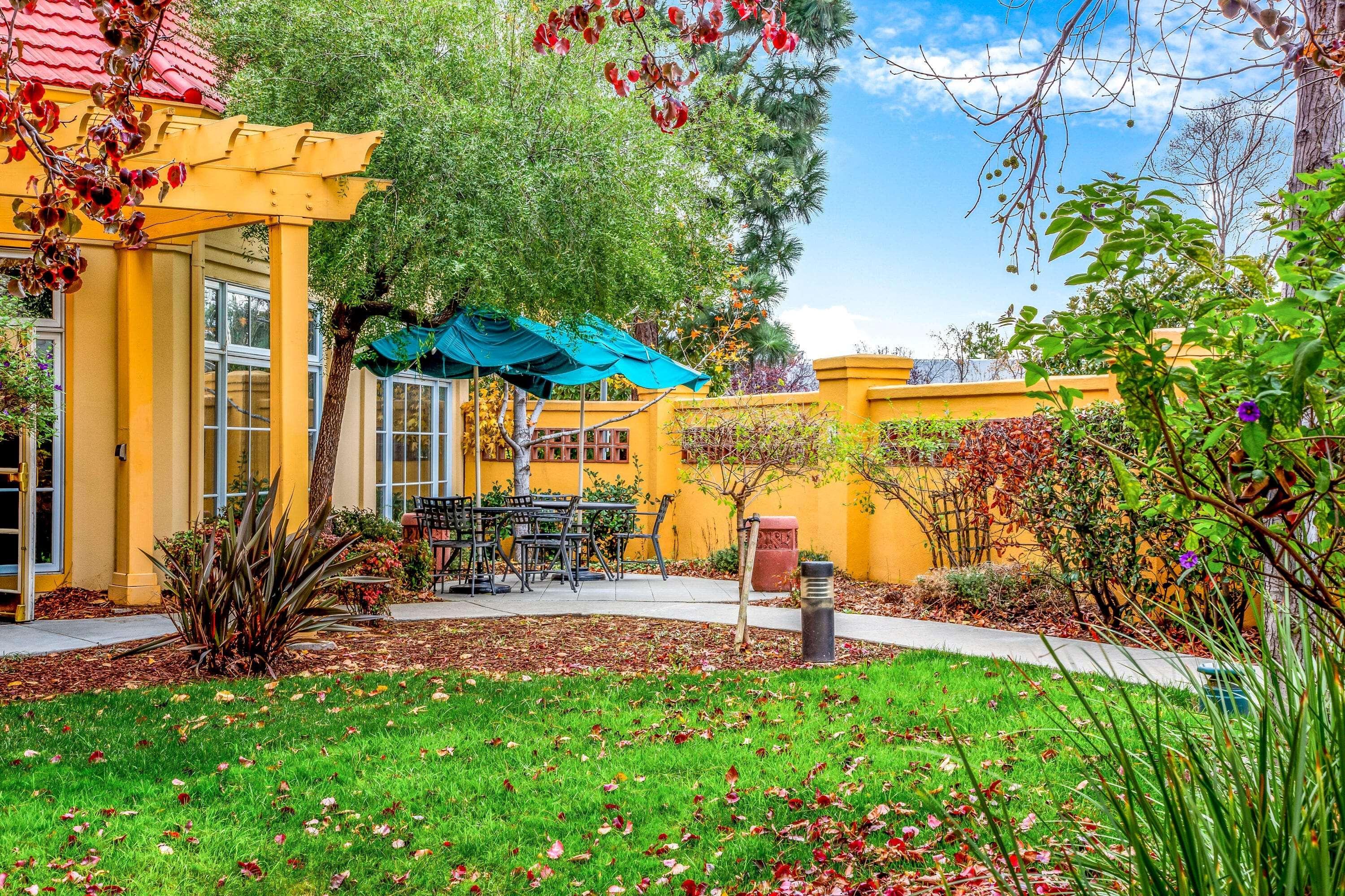 La Quinta By Wyndham Fremont / Silicon Valley Exterior photo